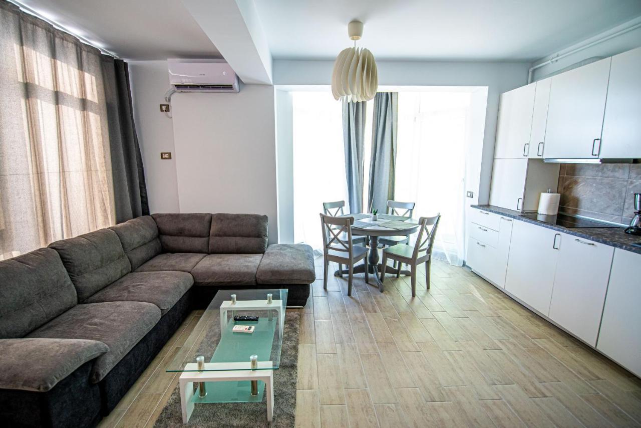 Apartment Katrina - Alezzi Beach - Sea View Năvodari Zewnętrze zdjęcie