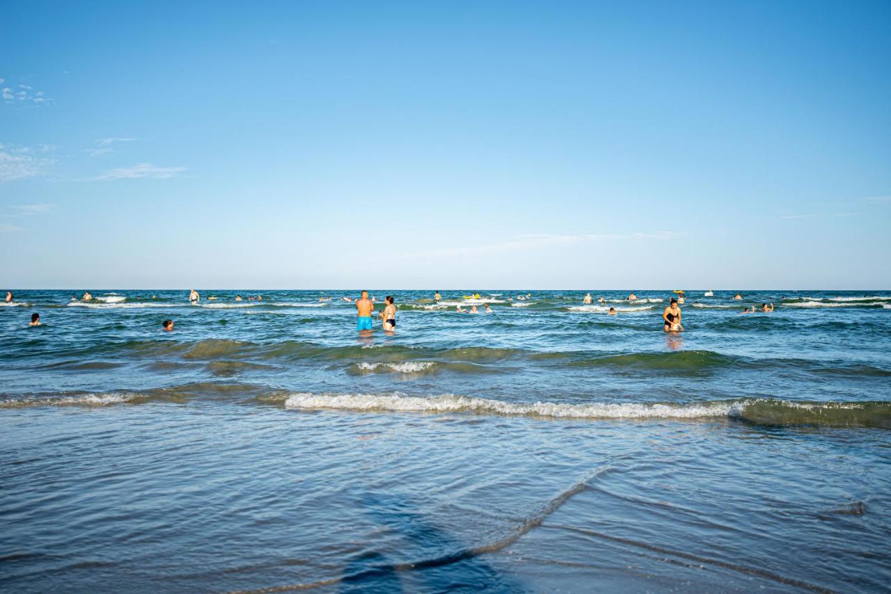 Apartment Katrina - Alezzi Beach - Sea View Năvodari Zewnętrze zdjęcie