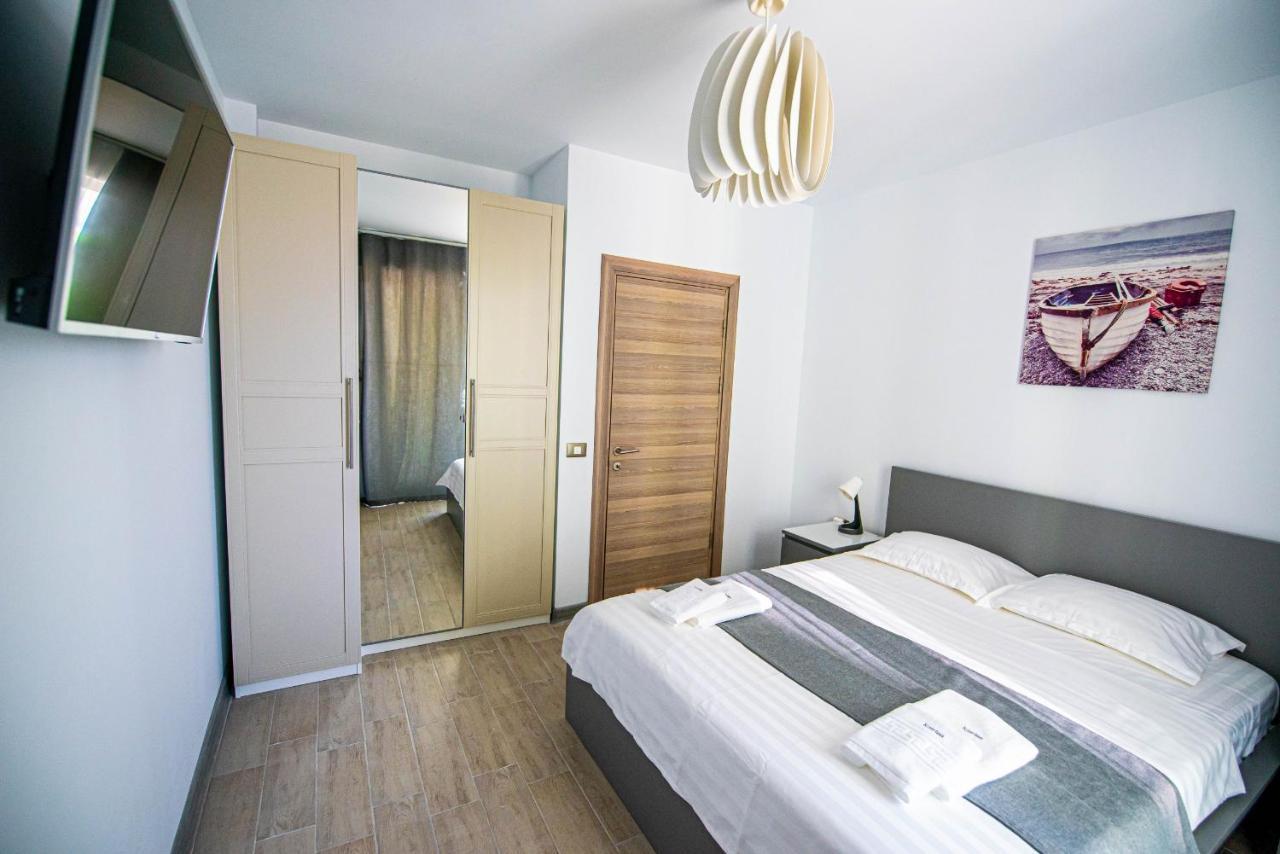Apartment Katrina - Alezzi Beach - Sea View Năvodari Zewnętrze zdjęcie